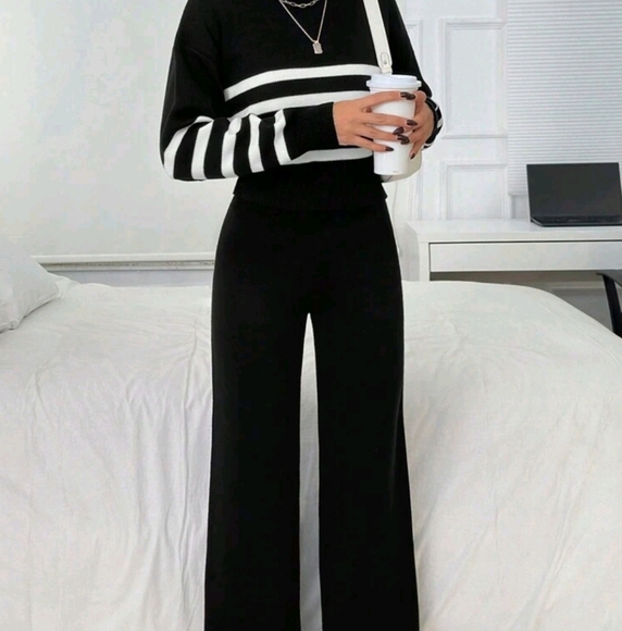 2-Piece Elegant Knit Set: High Collar Striped Print Long Sleeve Top & Long Pants - Picture 2 of 6